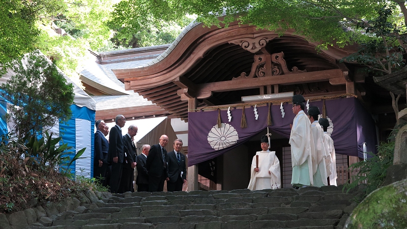 7 枚岡神社